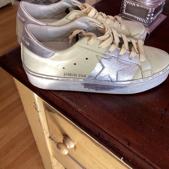 Golden Goose pale yellow/silver women’s size 7 HiStar slight platform sneakers. - Picture 8 of 9